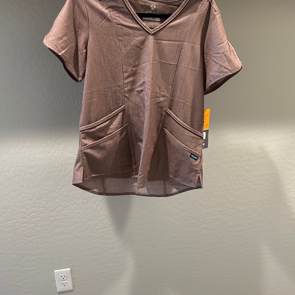 Heather Brown scrub top - Picture 1 of 2